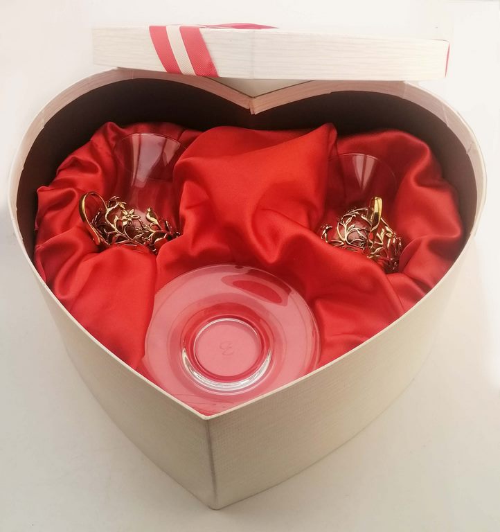 Подарочная коробка Сердце под 2 армуда с ложементом 